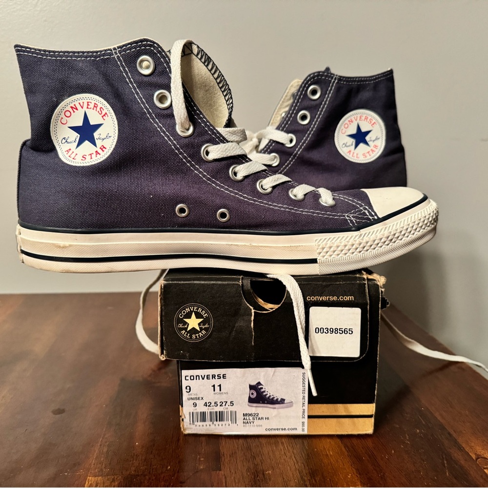 Navy Converse Chuck hi tops Size 9 Men Size 11 Women